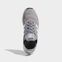 Фото № 2 с приближением к товару «‎Adidas Swift »