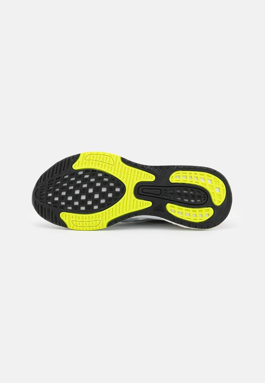 Фото № 5 с приближением к товару «‎Adidas Supernova +»