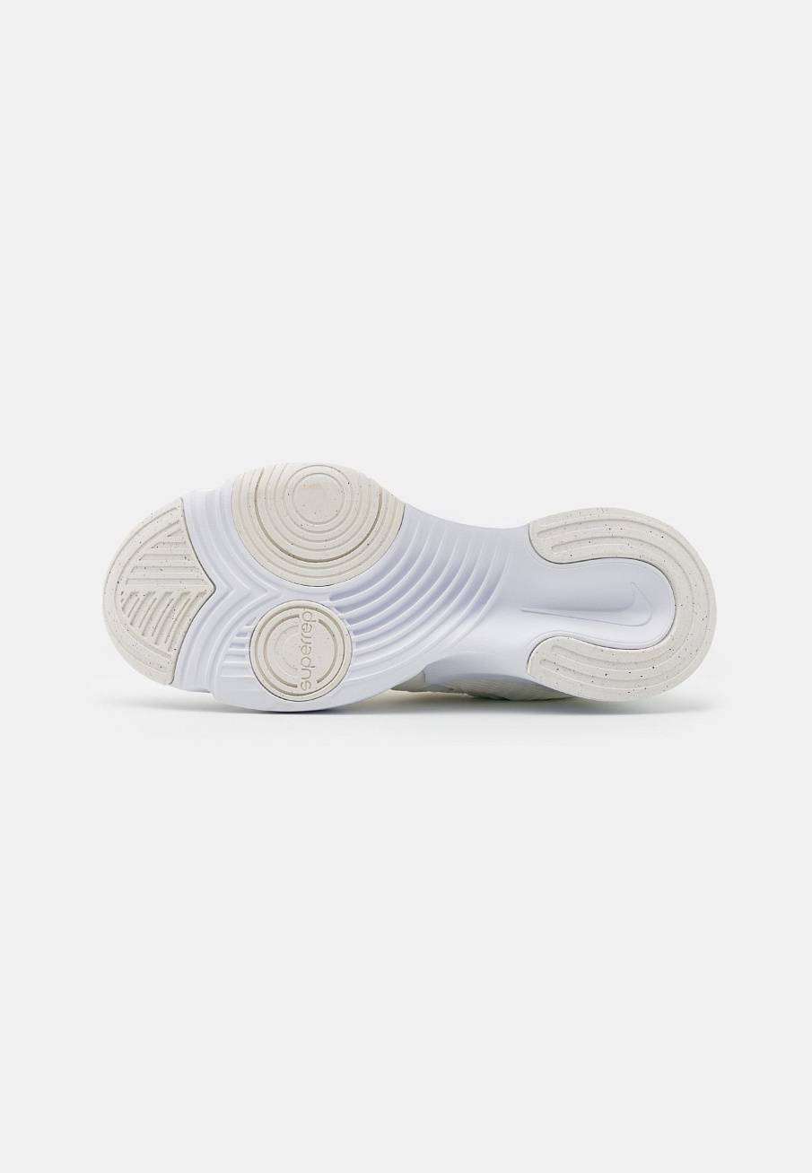 Фото № 5 с приближением к товару «‎Nike Superrep Groove»