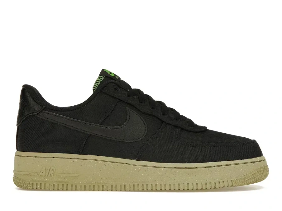 Фото № 1 с приближением к товару «‎Nike Air Force 1 Low '07 LV8»