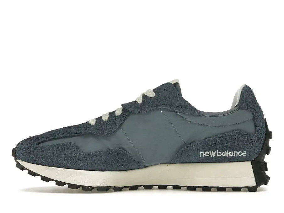 Фото № 3 с приближением к товару «‎New Balance 327»