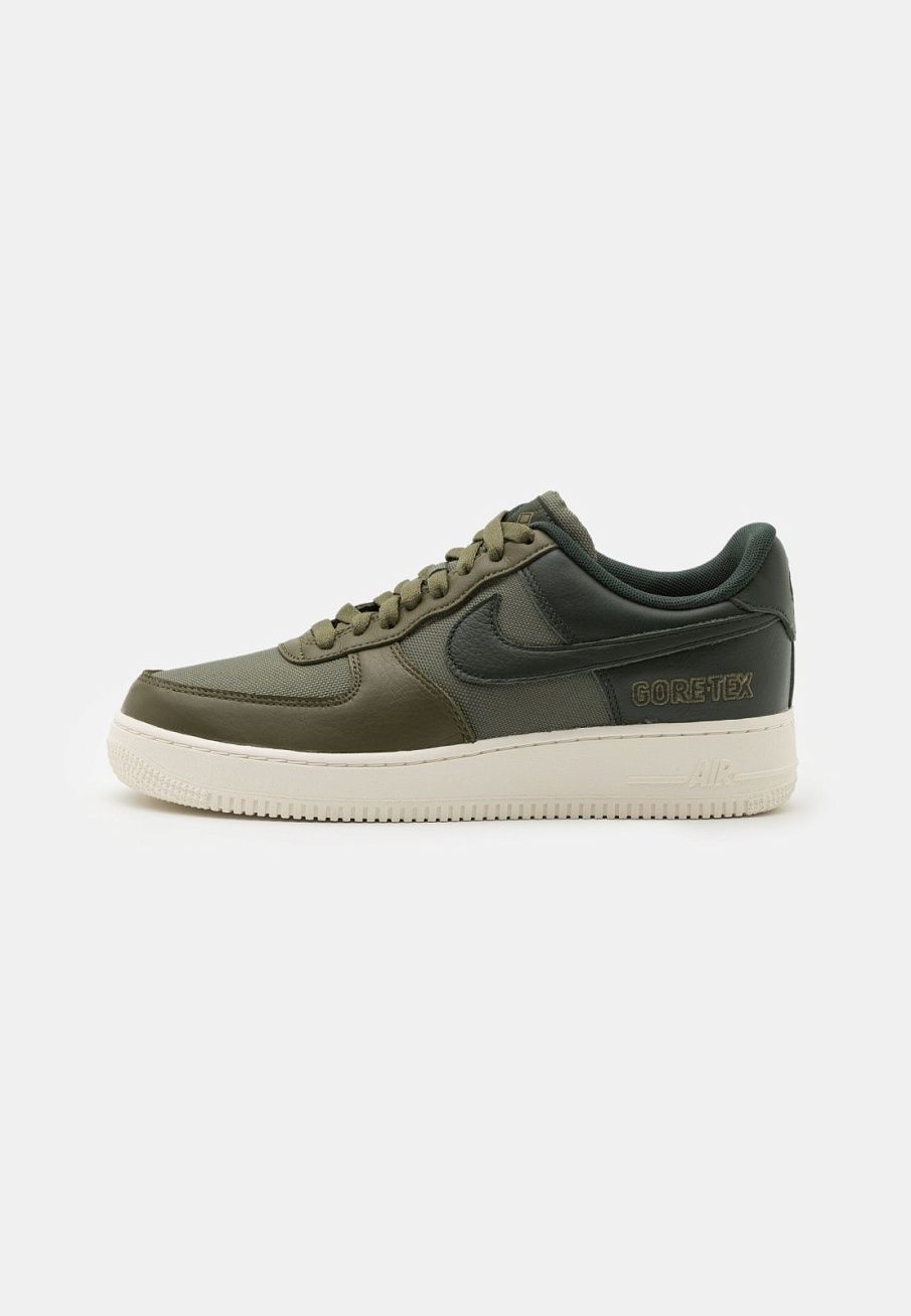 Фото № 1 с приближением к товару «‎Nike Air Force 1 Gtx »