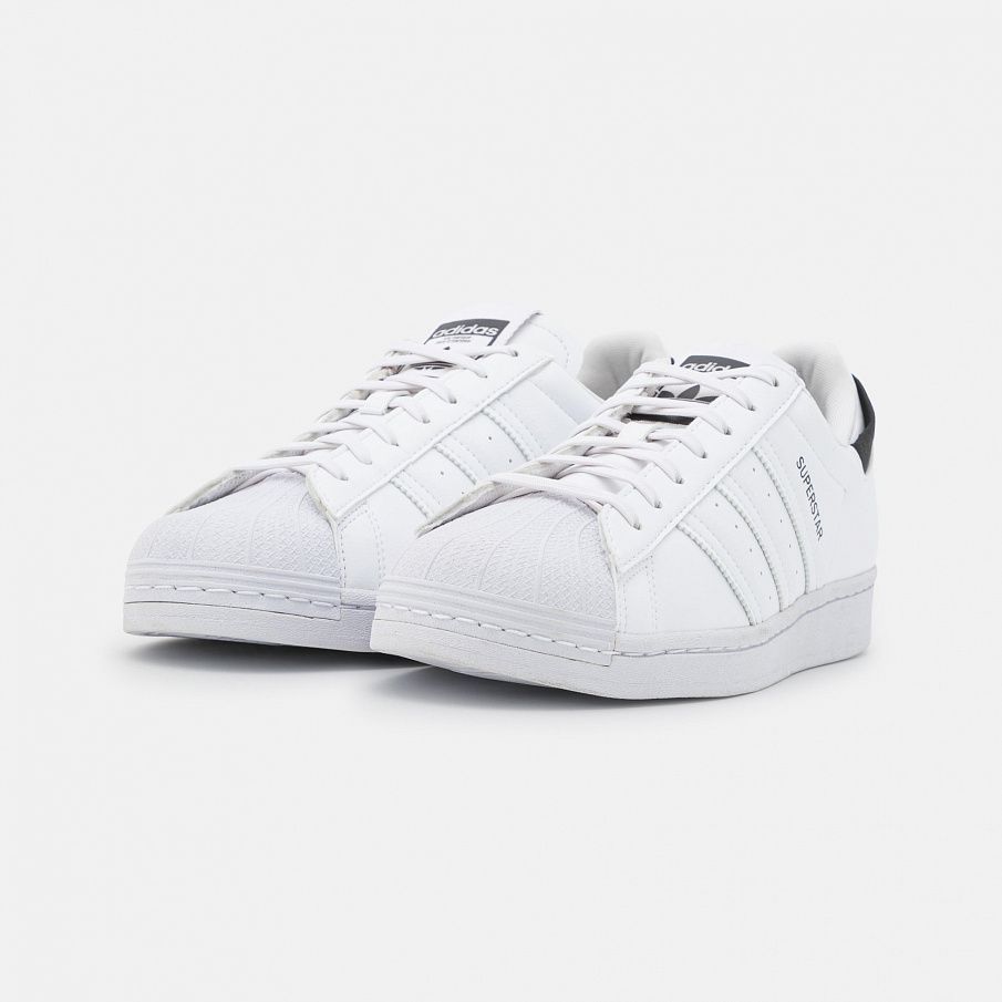 Фото № 2 с приближением к товару «‎Adidas Superstar »