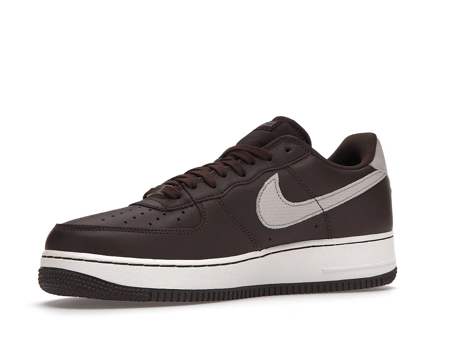 Фото № 3 с приближением к товару «‎Nike Air Force 1 Low 07 Craft Dark Chocolate»