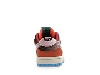 Фото № 4 с приближением к товару «‎Nike Dunk Low»