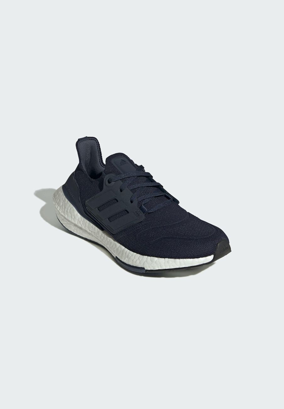 Фото № 2 с приближением к товару «‎Adidas Ultraboost»