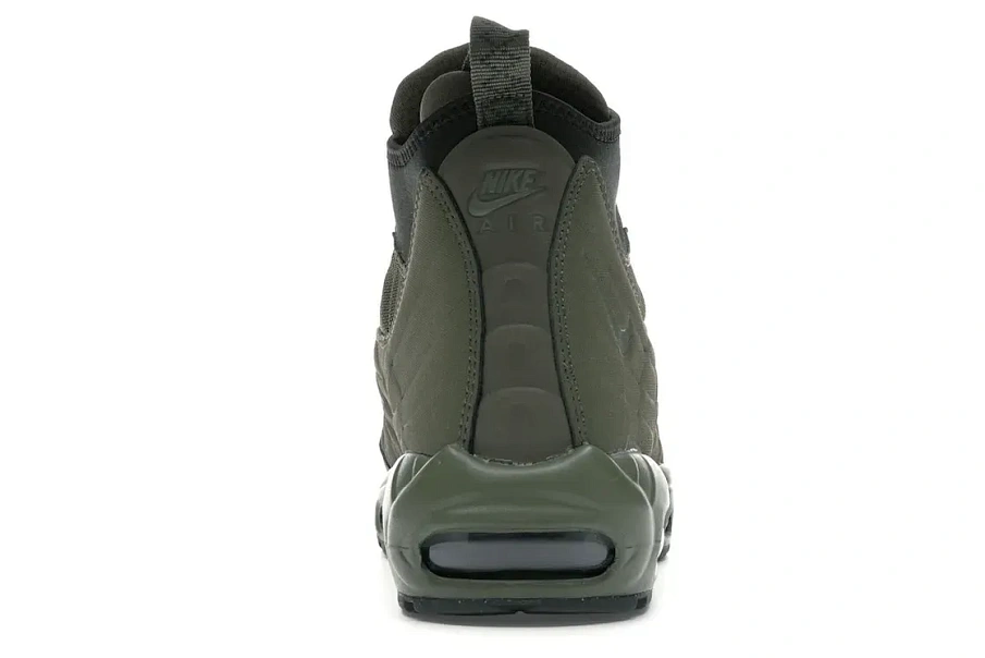 Фото № 4 с приближением к товару «‎Nike Air Max 95 Sneakerboot Medium Olive»