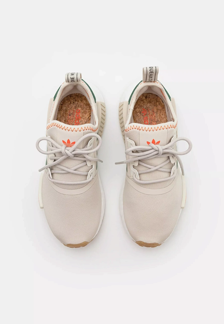 Фото № 3 с приближением к товару «‎NMD_R1 UNISEX»