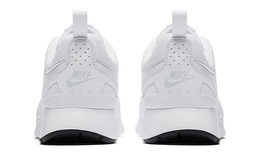 Фото № 4 с приближением к товару «‎Nike Air Max Vision White»
