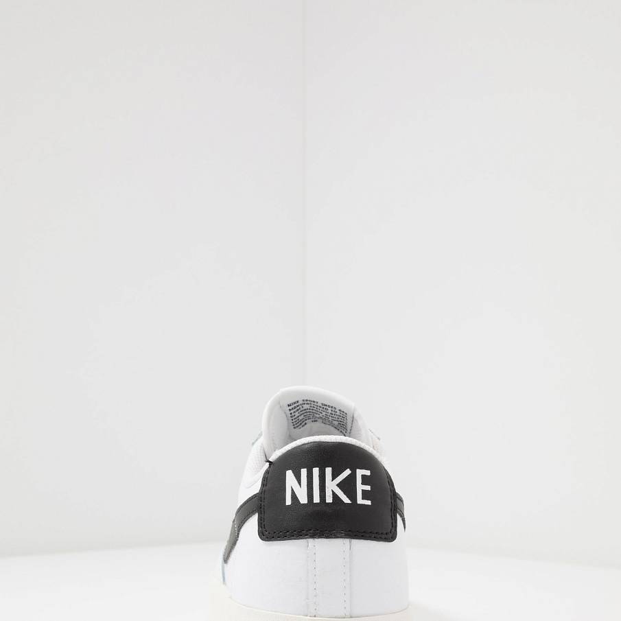 Фото № 4 с приближением к товару «‎Nike Blazer »