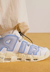 Фото № 4 с приближением к товару «‎AIR MORE UPTEMPO»