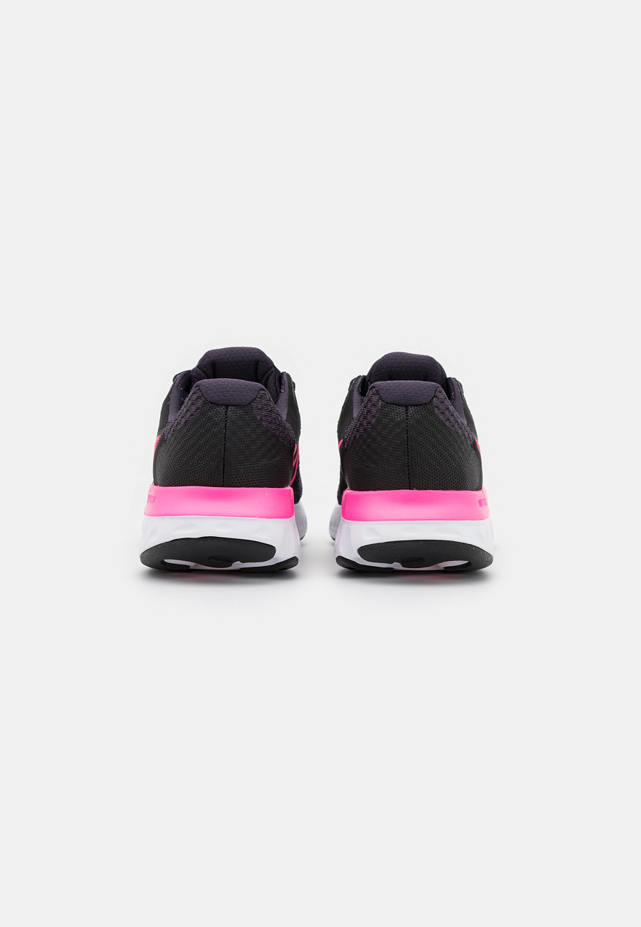 Фото № 3 с приближением к товару «‎Nike Renew Run 2»