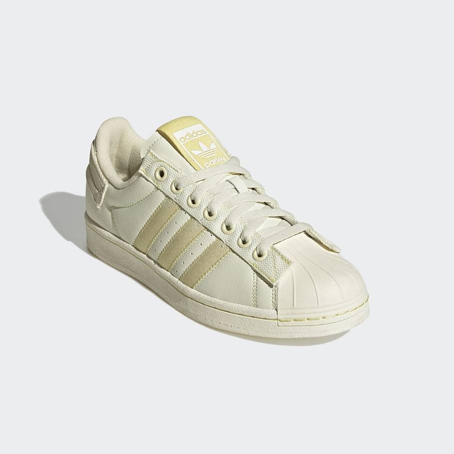 Фото № 2 с приближением к товару «‎Adidas Superstar Parley »