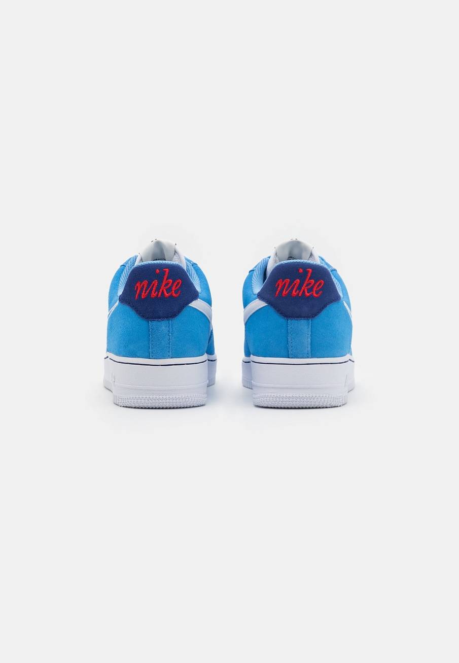 Фото № 3 с приближением к товару «‎Nike Air Force 1 ’07 »
