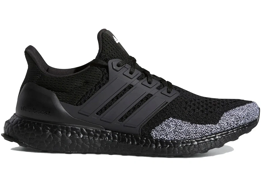 Фото № 1 с приближением к товару «‎adidas Ultra Boost 1.0 DNA Core Black Oreo Toe»