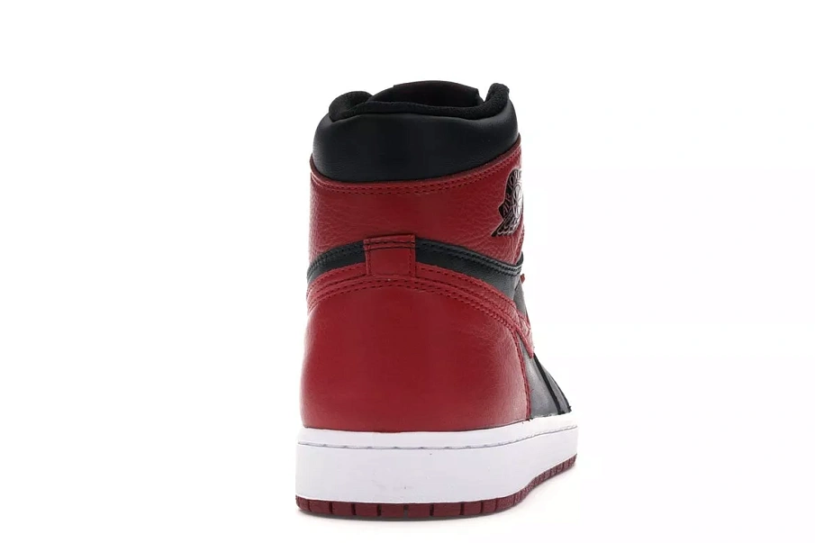 Фото № 5 с приближением к товару «‎Jordan 1 Retro High Bred Banned (2016)»