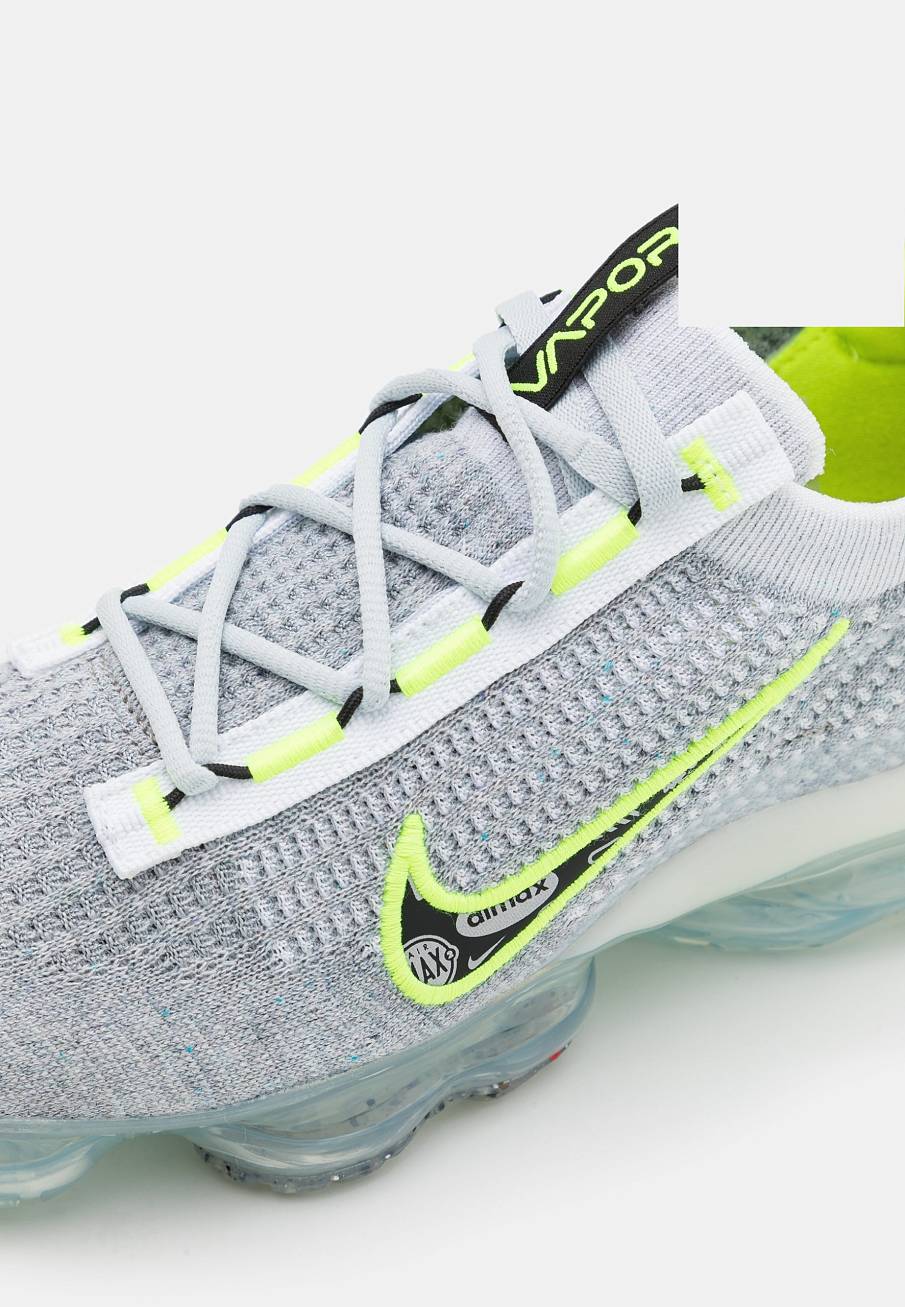 Фото № 5 с приближением к товару «‎Nike Air Vapormax 2021 FK »