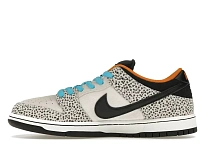 Фото № 3 с приближением к товару «‎Nike SB Dunk Low»