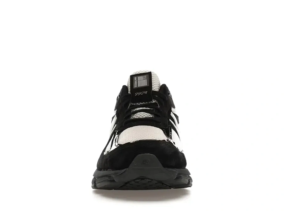 Фото № 2 с приближением к товару «‎New Balance 990v4»