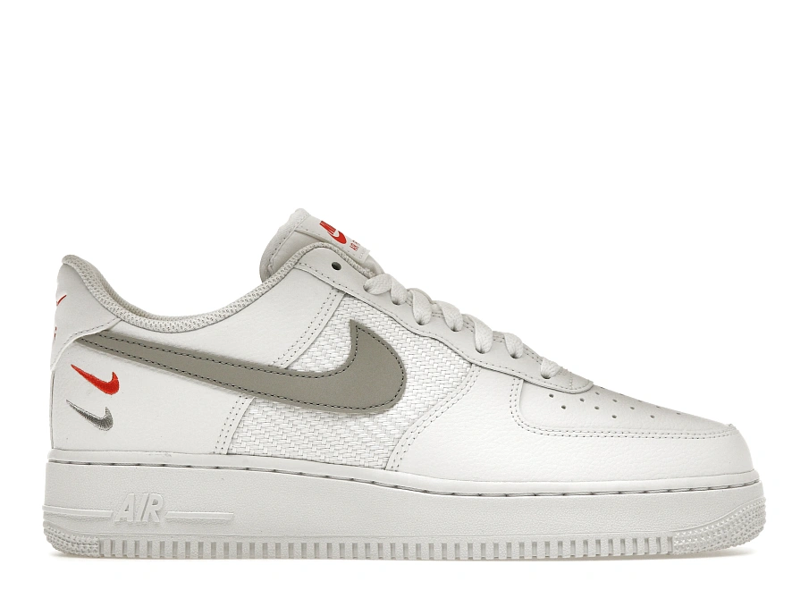 Фото № 1 с приближением к товару «‎Nike Air Force 1 Low 07 SE Double Swoosh White Picante»