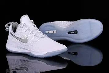 Nike Lebron Witness Iii Chrome - 3