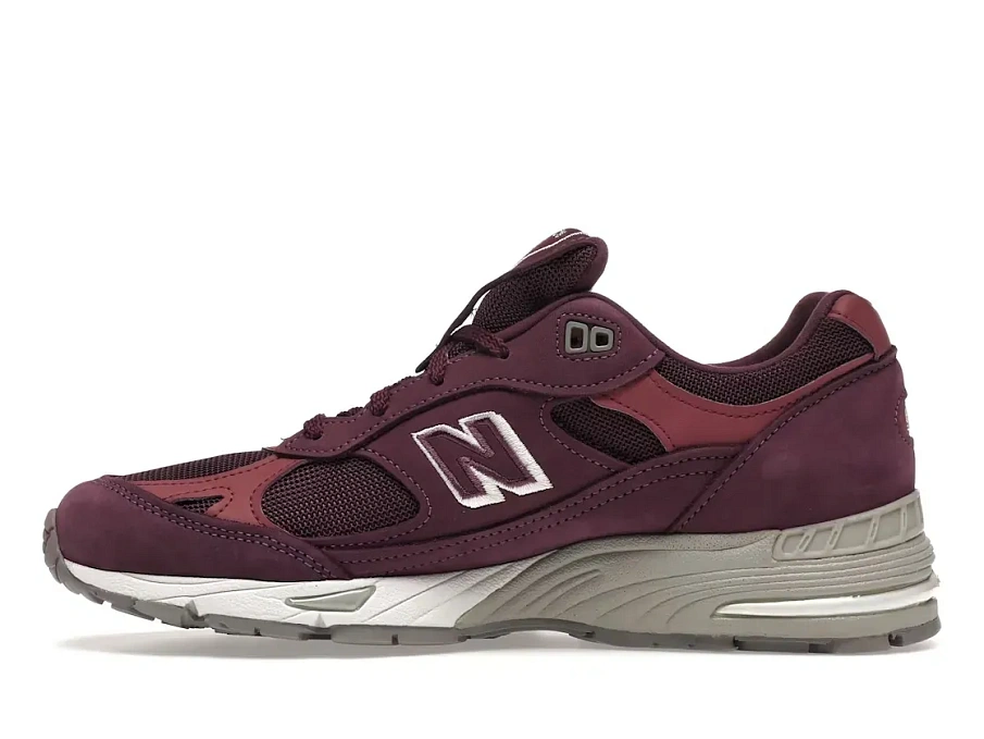 Фото № 3 с приближением к товару «‎New Balance 991»