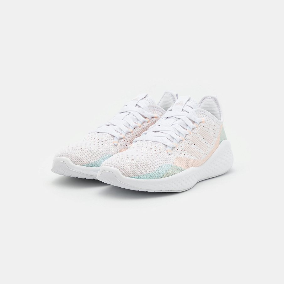 Фото № 2 с приближением к товару «‎Adidas 2.0 »