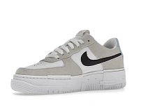 Фото № 4 с приближением к товару «‎Nike Air Force 1 Low Pixel Desert Sand »
