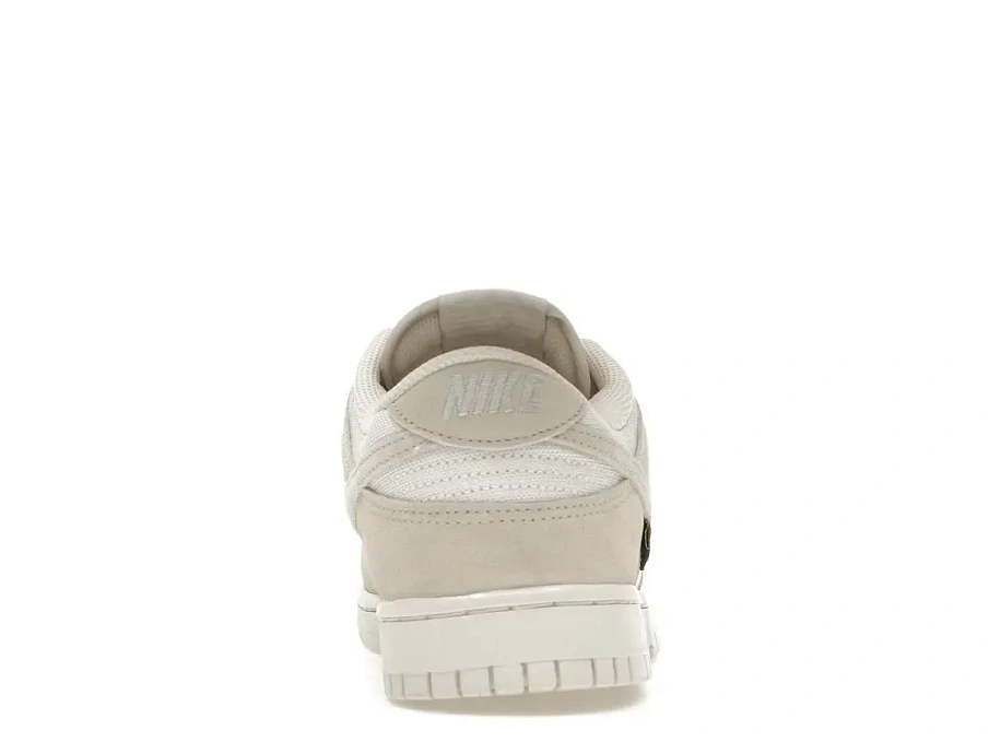 Фото № 4 с приближением к товару «‎Nike Dunk Low»