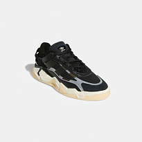 Фото № 5 с приближением к товару «‎Adidas »