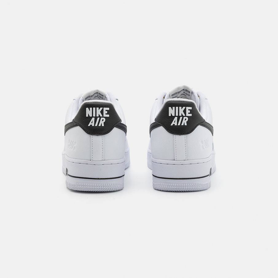 Фото № 3 с приближением к товару «‎Nike Air Force 1 07 Lv8 40th »