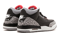 Фото № 4 с приближением к товару «‎Nike Air Jordan 3 Retro Black Cement 2018 (GS)»