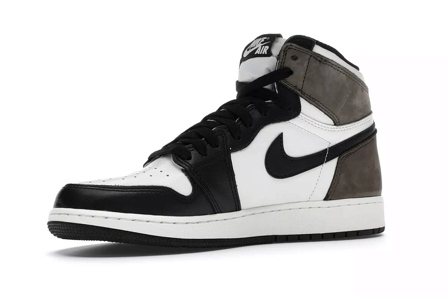 Фото № 3 с приближением к товару «‎Jordan 1 Retro High Dark Mocha »