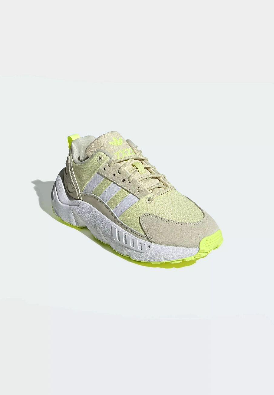 Фото № 4 с приближением к товару «‎ZX BOOST»