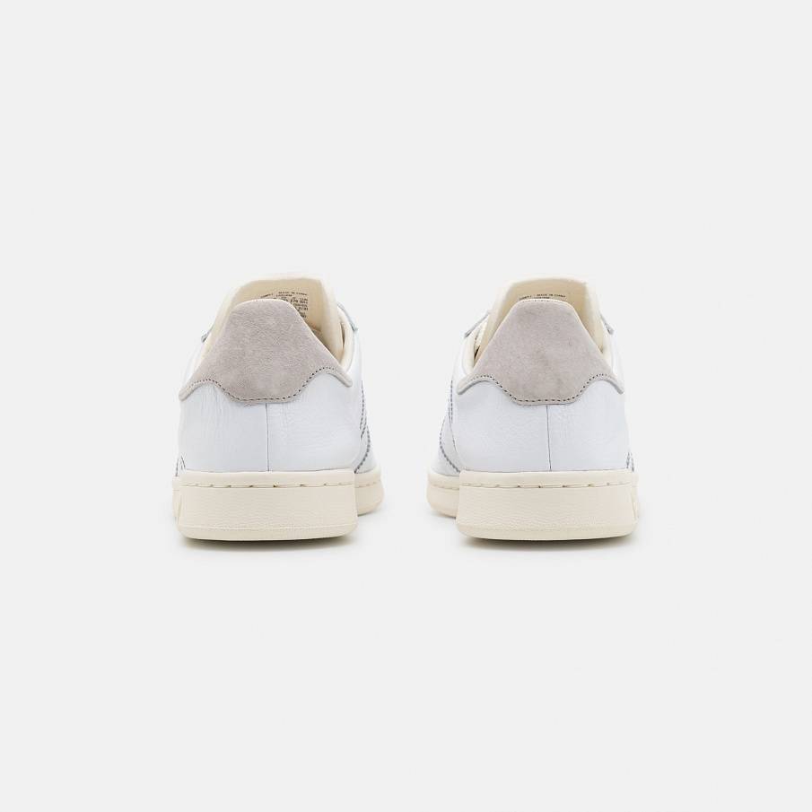 Фото № 3 с приближением к товару «‎Adidas Earlham »