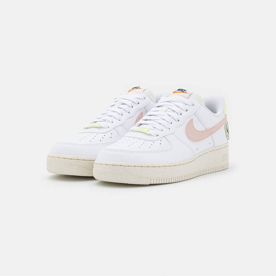 Фото № 5 с приближением к товару «‎Nike Air Force 1 ’07 SE »
