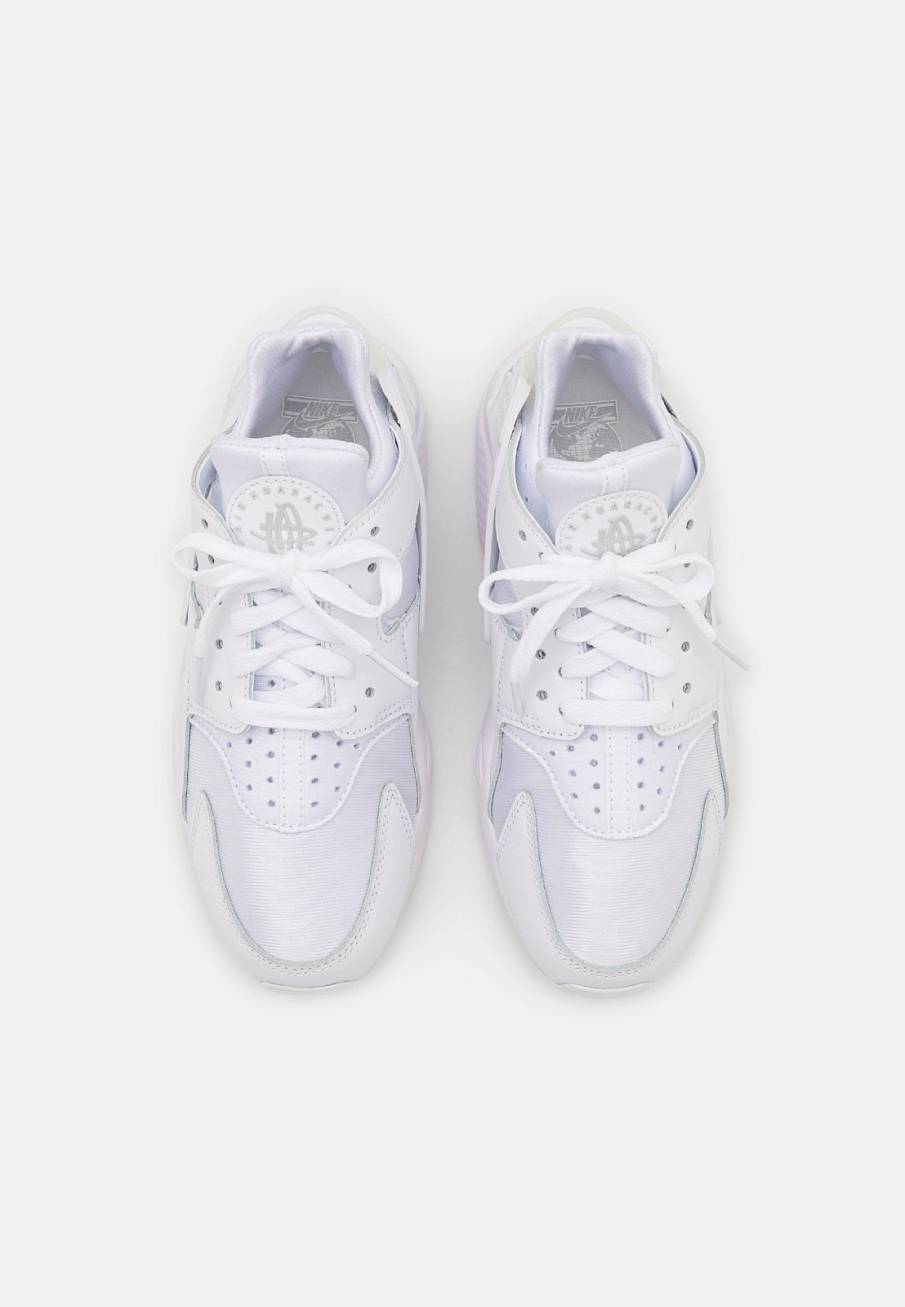 Фото № 5 с приближением к товару «‎Nike Air Huarache »