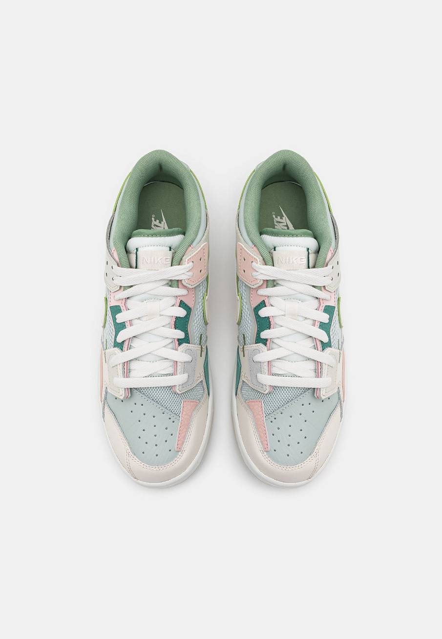Фото № 4 с приближением к товару «‎Nike Dunk Scrap SE »