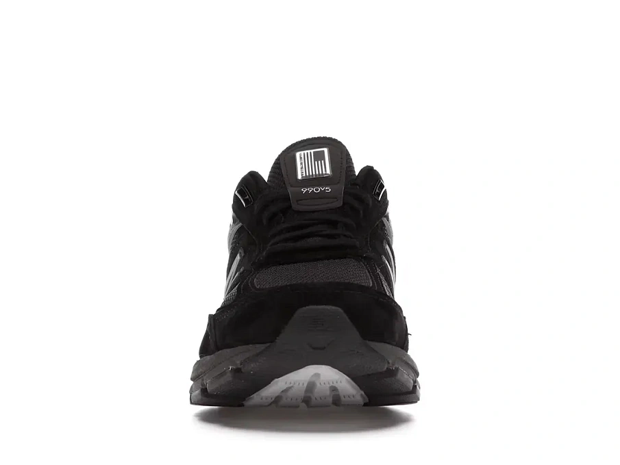 Фото № 2 с приближением к товару «‎New Balance 990 v5»