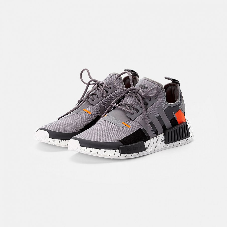 Фото № 2 с приближением к товару «‎Adidas Nmd_r1 »