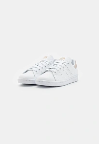 Фото № 4 с приближением к товару «‎STAN SMITH»