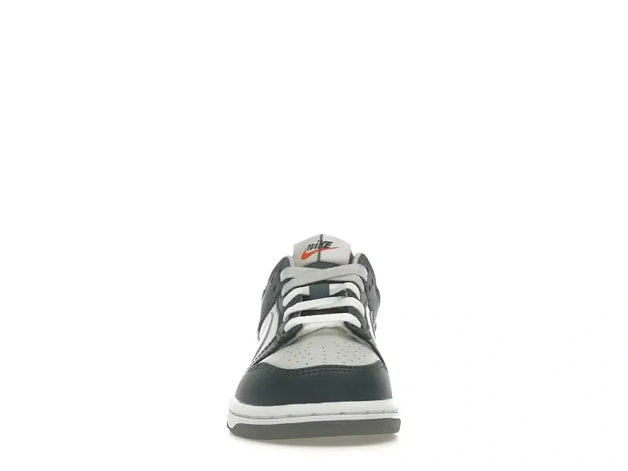 Фото № 2 с приближением к товару «‎Nike Dunk Low»