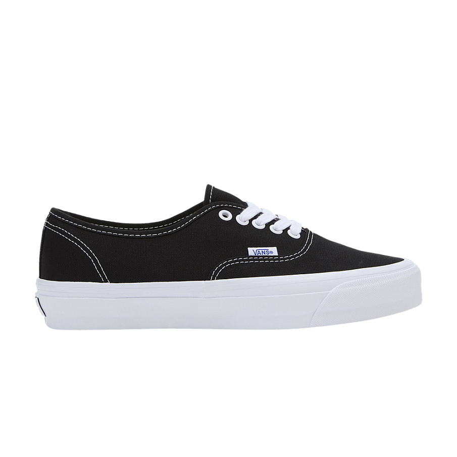 Фото № 1 с приближением к товару «‎Vans Authentic Reissue 44 Black White»