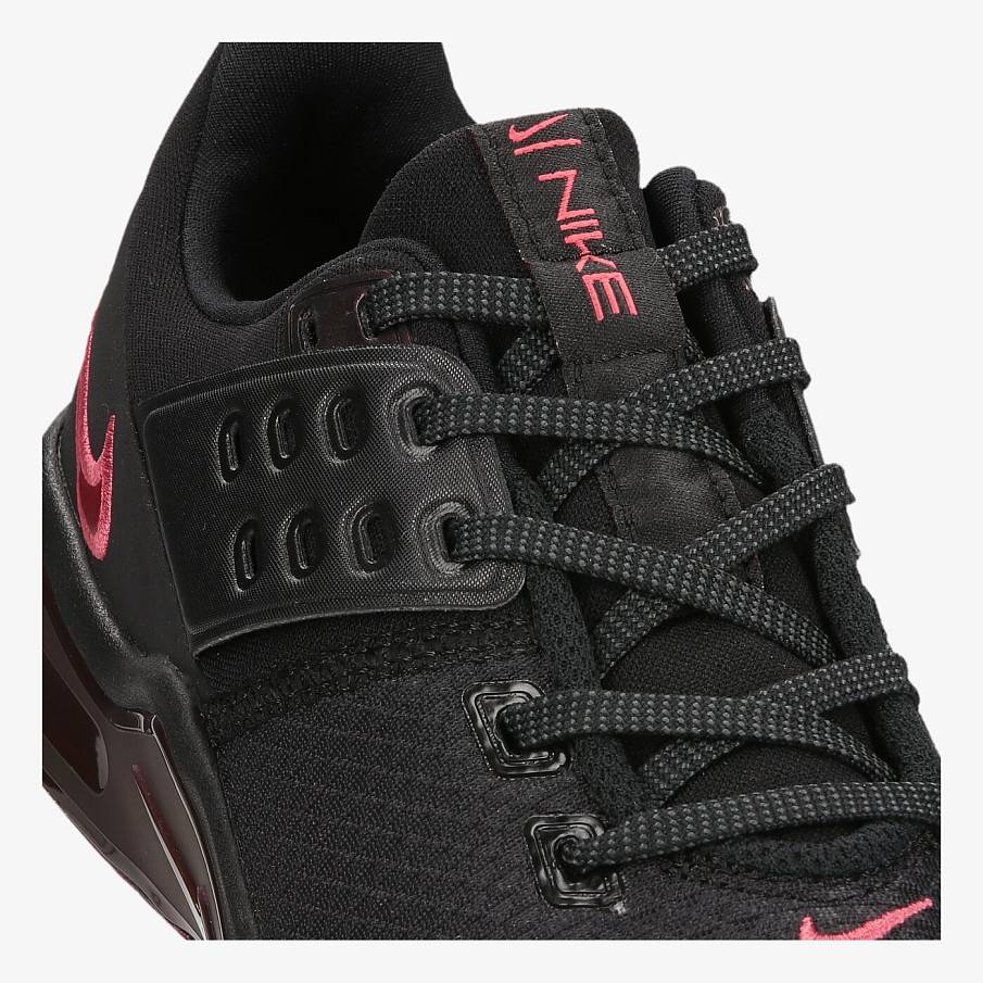 Фото № 4 с приближением к товару «‎Nike Wmns Air Max Bella TR 4 Low-Top Running Shoes BlackRed»