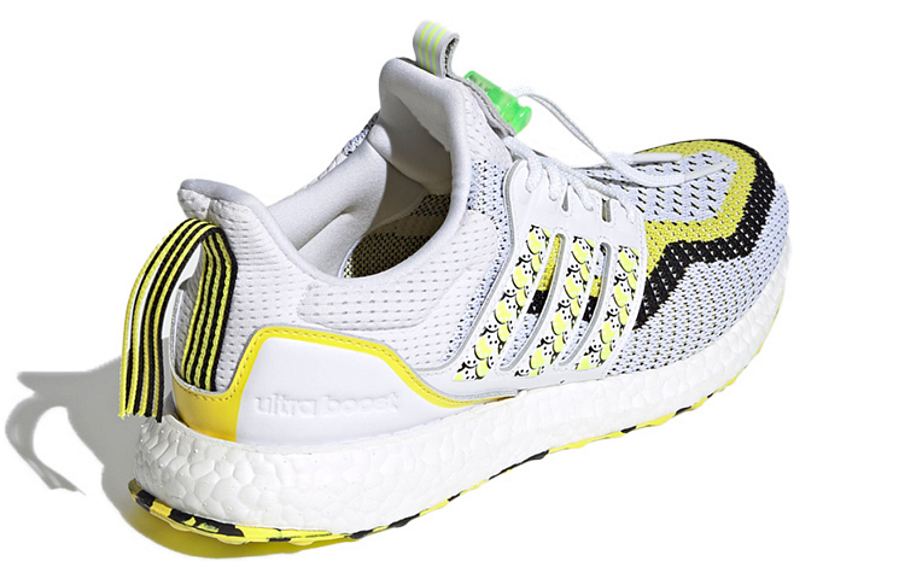 Фото № 4 с приближением к товару «‎adidas Ultraboost DNA WhiteBlackYellow»