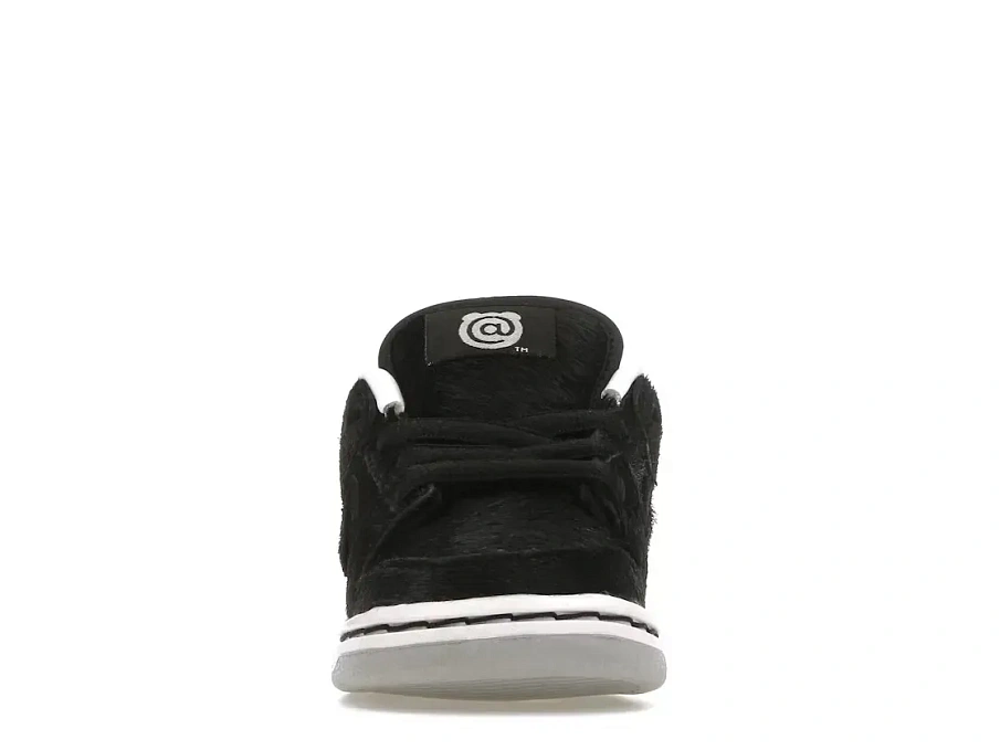 Фото № 2 с приближением к товару «‎Nike SB Dunk Low»