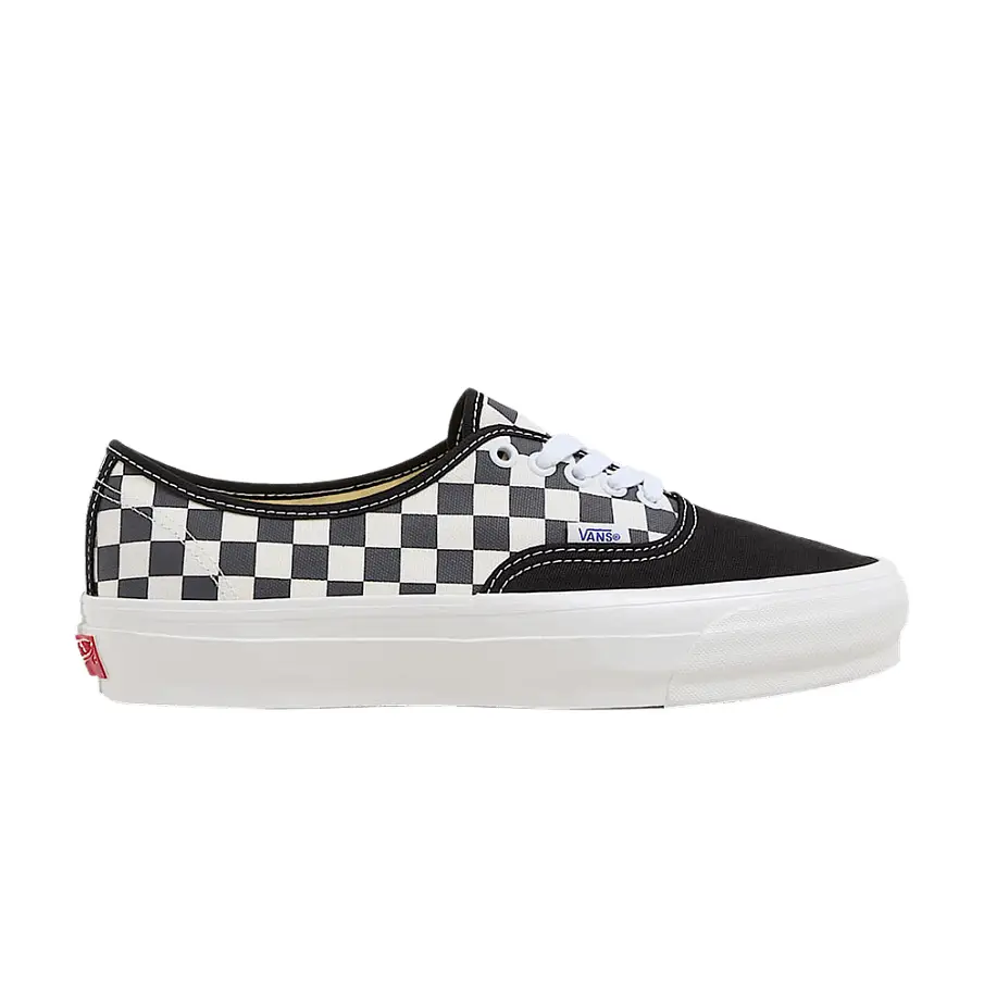 Фото № 1 с приближением к товару «‎Vans Authentic 44 LX Checkerboard - Asphalt Grey (VN000EBN1O7)»
