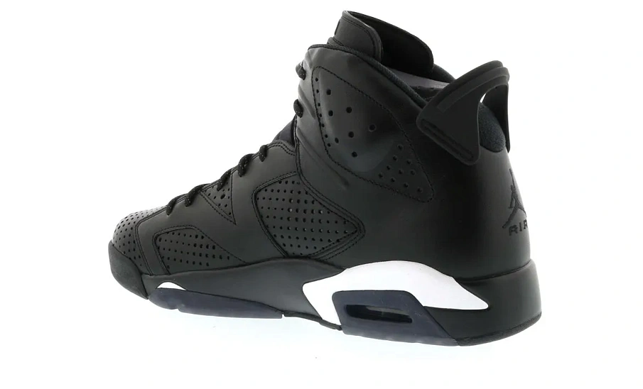 Фото № 4 с приближением к товару «‎Jordan 6 Retro Black Cat»