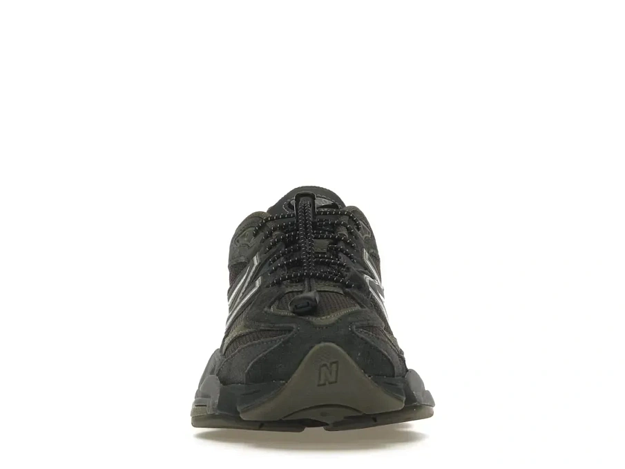 Фото № 2 с приближением к товару «‎New Balance 9060»