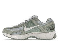 Фото № 3 с приближением к товару «‎Nike Zoom Vomero 5»